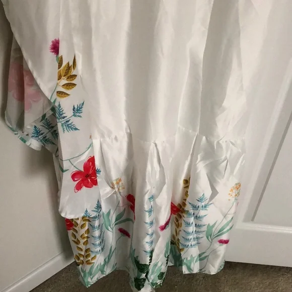 Floral Maxi Dress - Picture 7 of 11